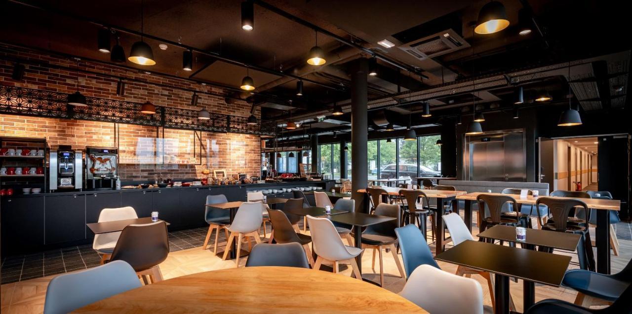 Ibis Styles Valenciennes Petite Foret Eksteriør bilde