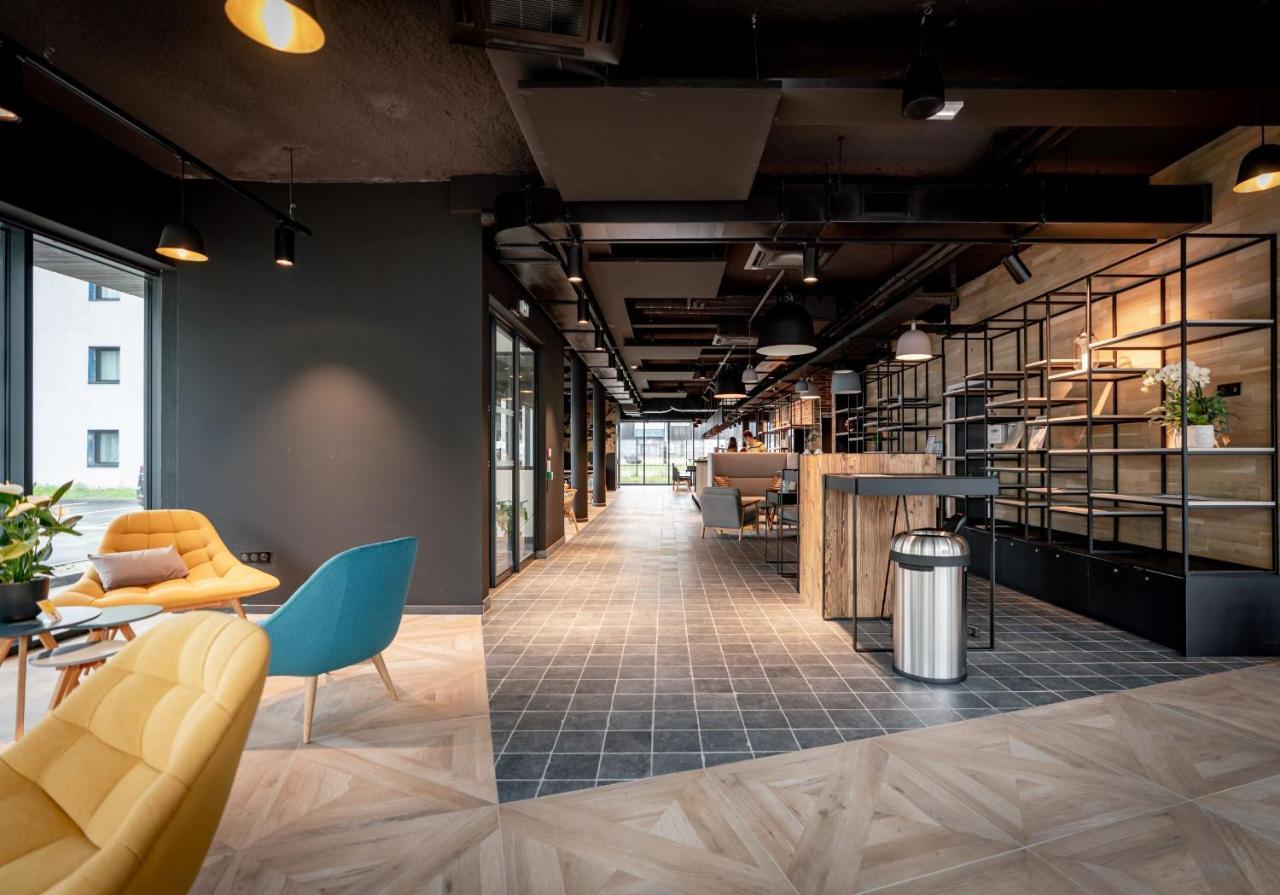 Ibis Styles Valenciennes Petite Foret Eksteriør bilde